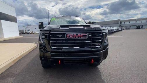2025 GMC Sierra 2500 AT4