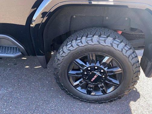 2025 GMC Sierra 2500 AT4