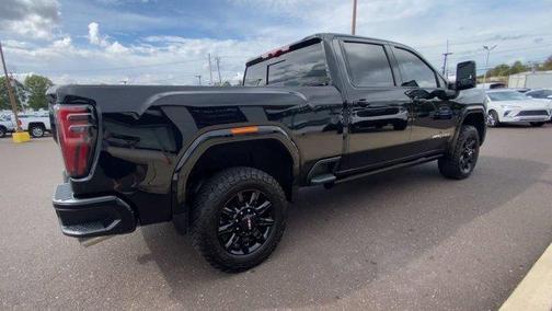 2025 GMC Sierra 2500 AT4