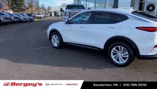 Summit White 2026 Buick Envista Preferred
