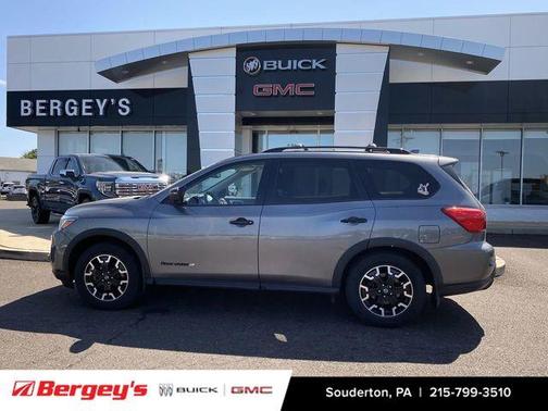 Gun Metallic 2020 Nissan Pathfinder SL
