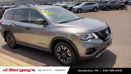 Gun Metallic 2020 Nissan Pathfinder SL