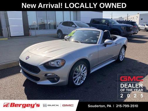 Chiaro Silver Metallic 2018 FIAT 124 Spider Lusso