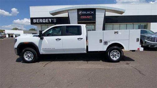 2025 GMC Sierra 3500 Pro