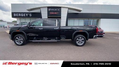 2025 GMC Sierra 2500 SLT