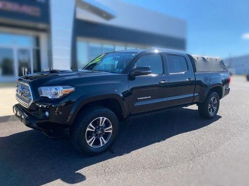 2017 Toyota Tacoma TRD Sport