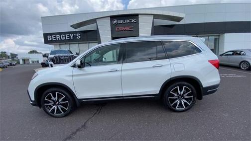 2021 Honda Pilot Touring 7-Passenger