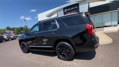 2022 GMC Yukon SLT