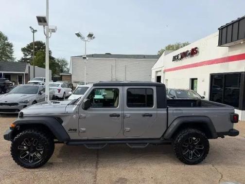 Billet Silver Metallic Clearcoat 2020 Jeep Gladiator Sport S