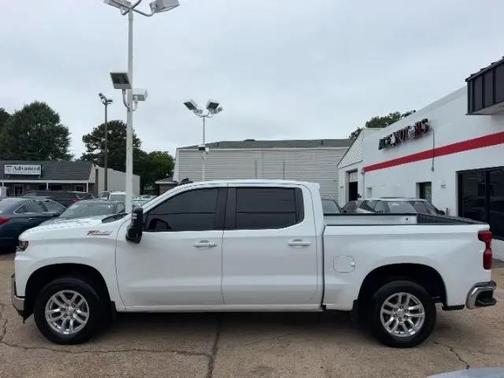 Summit White 2020 Chevrolet Silverado 1500 LT