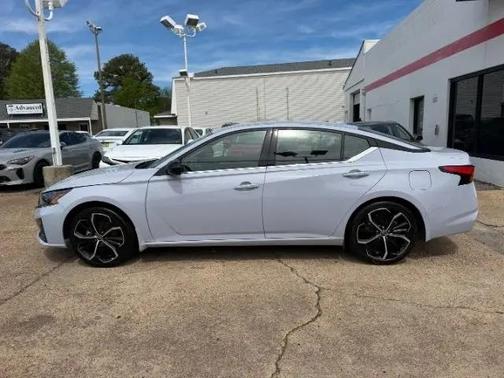 Bluestone Pearl 2025 Nissan Altima SR FWD