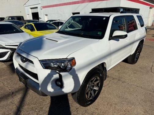 2024 Toyota 4Runner TRD Off Road