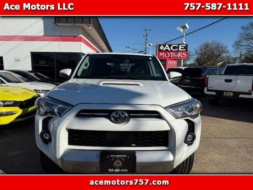 2024 Toyota 4Runner TRD Off Road