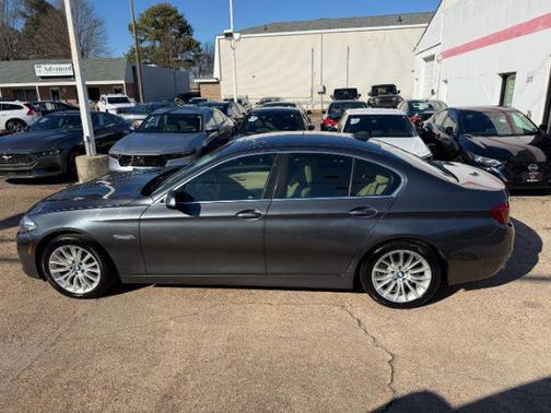 2016 BMW 528 528i