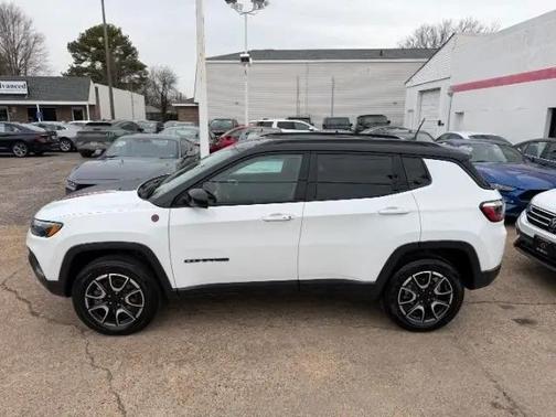 2024 Jeep Compass Trailhawk