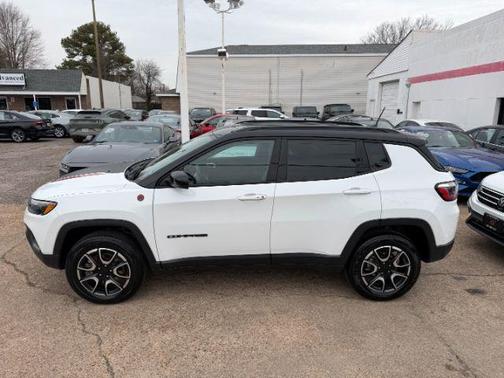 2024 Jeep Compass Trailhawk