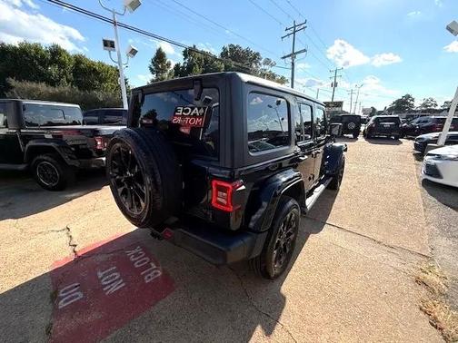 2023 Jeep Wrangler 4xe Sahara