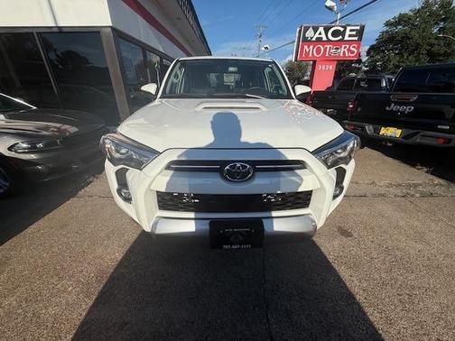 2023 Toyota 4Runner TRD Off Road