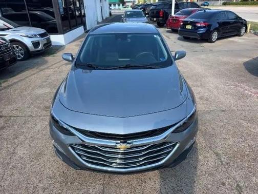 SILVER 2023 Chevrolet Malibu FWD 1LT