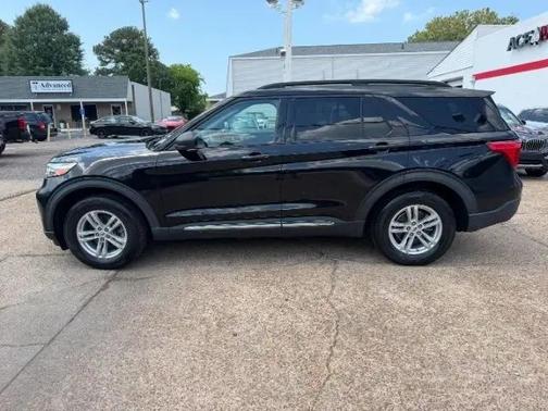 Agate Black Metallic 2022 Ford Explorer XLT