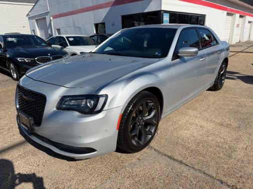 2023 Chrysler 300 S
