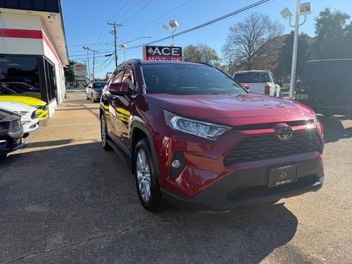 2020 Toyota RAV4 XLE Premium