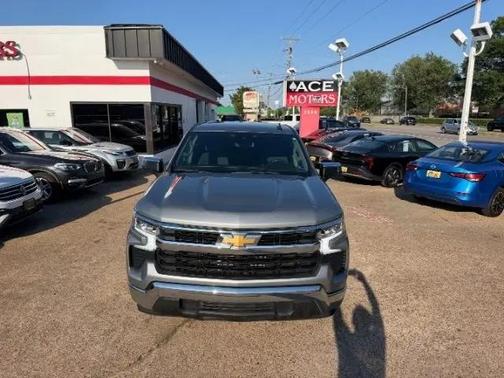 Sterling Gray Metallic 2024 Chevrolet Silverado 1500 LT