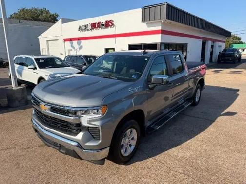 Sterling Gray Metallic 2024 Chevrolet Silverado 1500 LT
