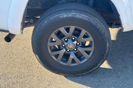 2022 Toyota Tacoma SR5