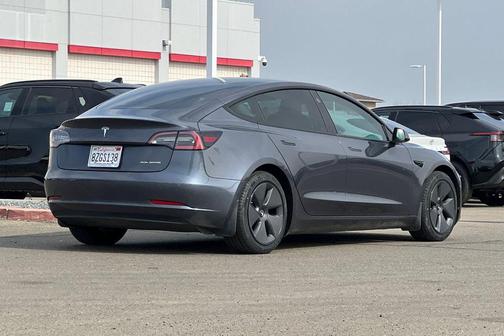 2022 Tesla Model 3 Long Range