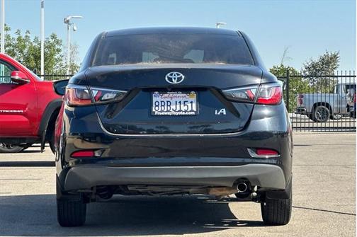 2017 Toyota Yaris iA Base