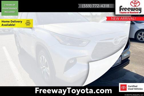 Celestial Silver Metallic 2024 Toyota Highlander XLE