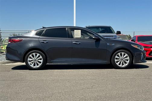 2018 Kia Optima S