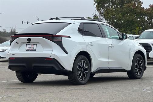 2026 Toyota bZ XLE Plus