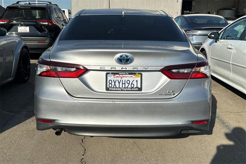 2022 Toyota Camry LE