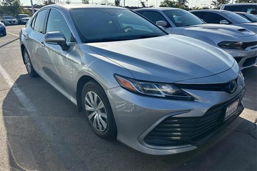 2022 Toyota Camry LE
