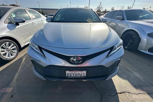 2022 Toyota Camry LE
