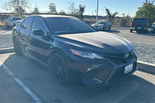 2018 Toyota Camry LE
