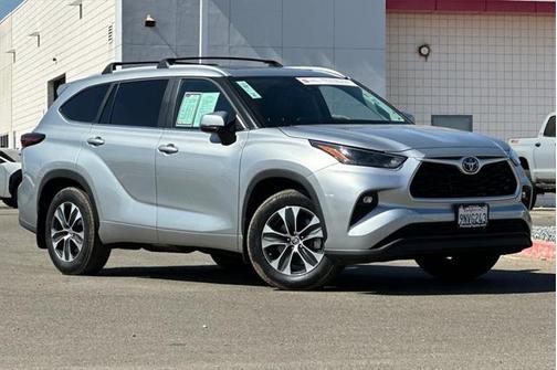 2024 Toyota Highlander XLE