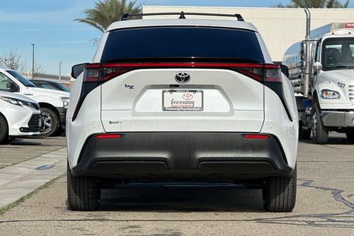 2026 Toyota bZ XLE Plus