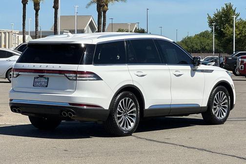 PRISTINE WHITE MET TRI-COAT 2020 Lincoln Aviator Reserve