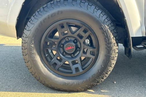 Super White 2020 Toyota 4Runner TRD Pro
