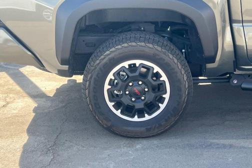 2025 Toyota Tacoma TRD Off Road