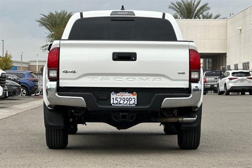 2022 Toyota Tacoma SR5