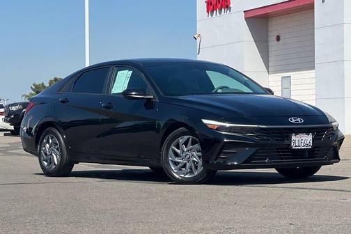 Abyss Black 2024 Hyundai ELANTRA HEV Blue