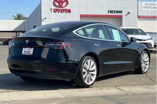 2019 Tesla Model 3 Standard Range Plus