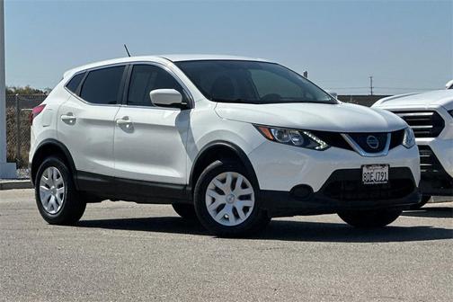 2018 Nissan Rogue Sport S