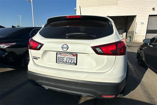 2018 Nissan Rogue Sport S