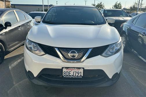 2018 Nissan Rogue Sport S