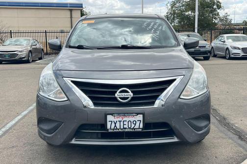 Gun Metallic 2017 Nissan Versa 1.6 S+